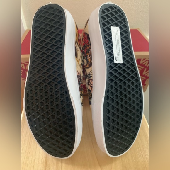 Vans Authentic Dwinky Ka Sz 8.5 women or Sz 7 men - Picture 2 of 10